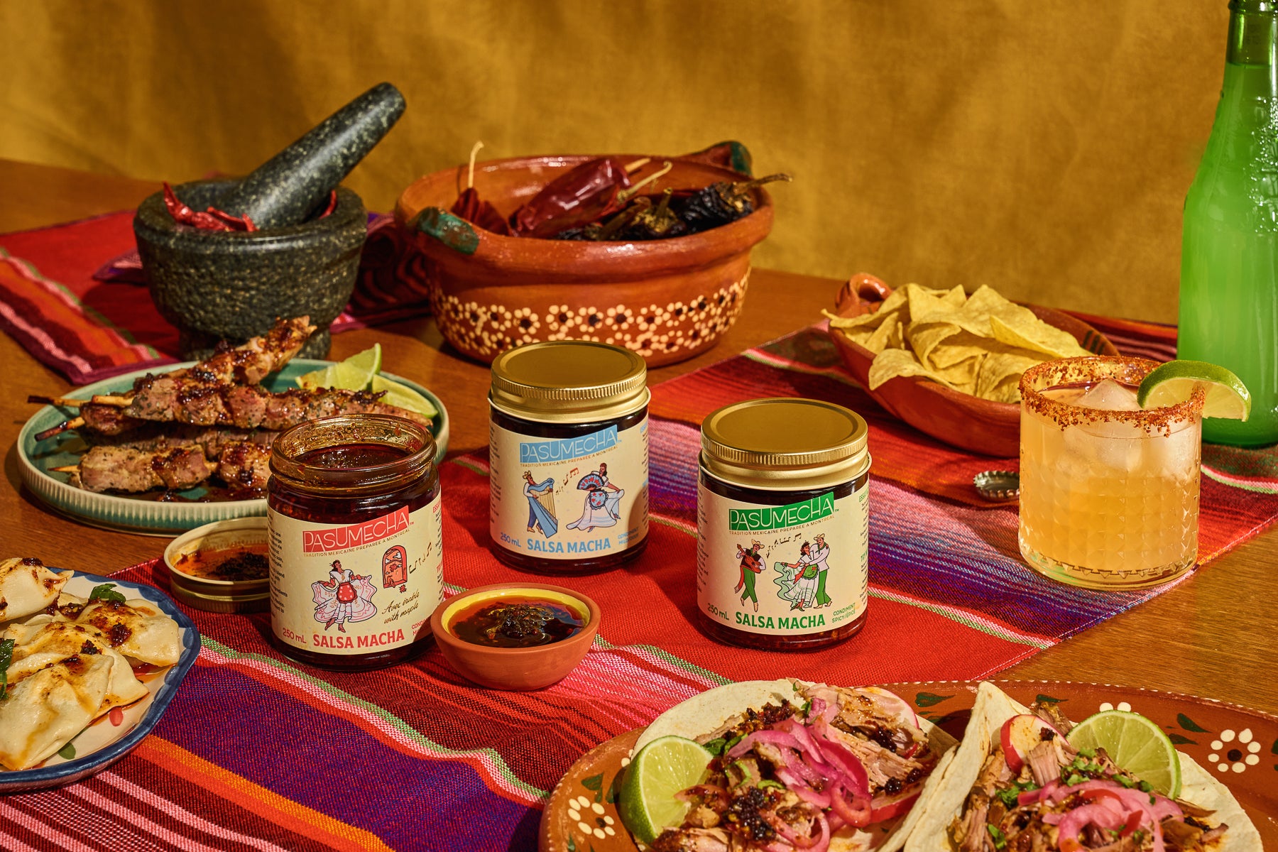 Ensemble de condiments gastronomiques Pasumecha.